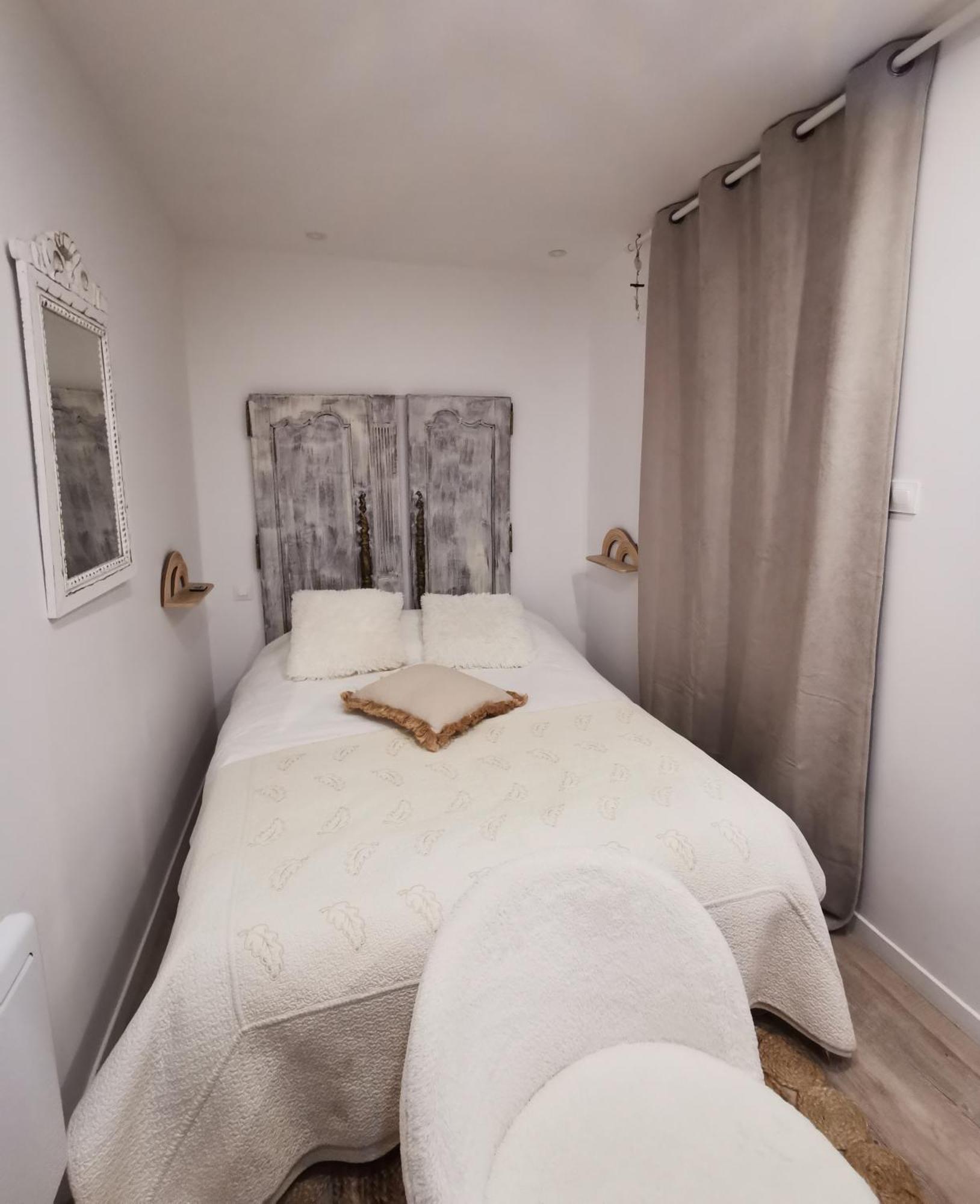 Au Poeme Du Chene, Logement Independant, Calme, Parking Gratuit Basse-Goulaine Eksteriør billede